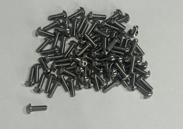 Nickel Screws vs Stainless Steel Screws: Which Performs Better?